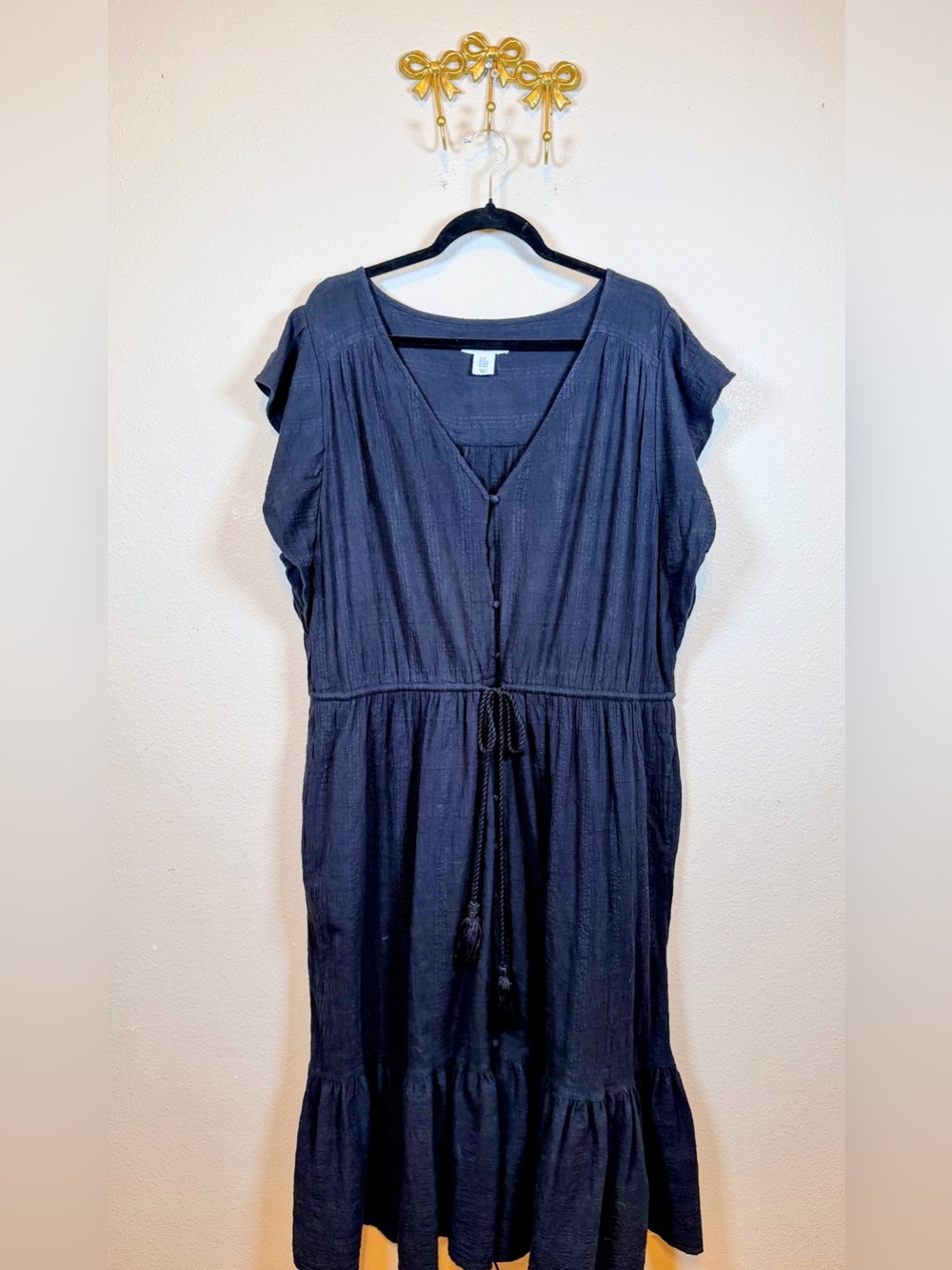 Lucky Brand Black V-Neck Button-Front Tie-Waist Midi Dress Size 2X